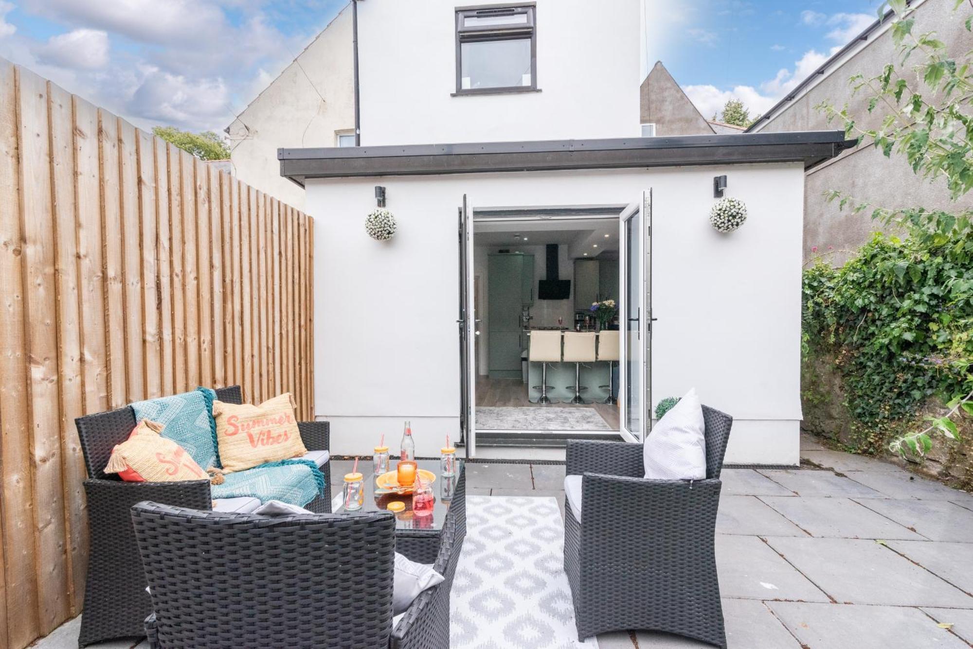 Luxury Apartments In Cardiff City Centre מראה חיצוני תמונה