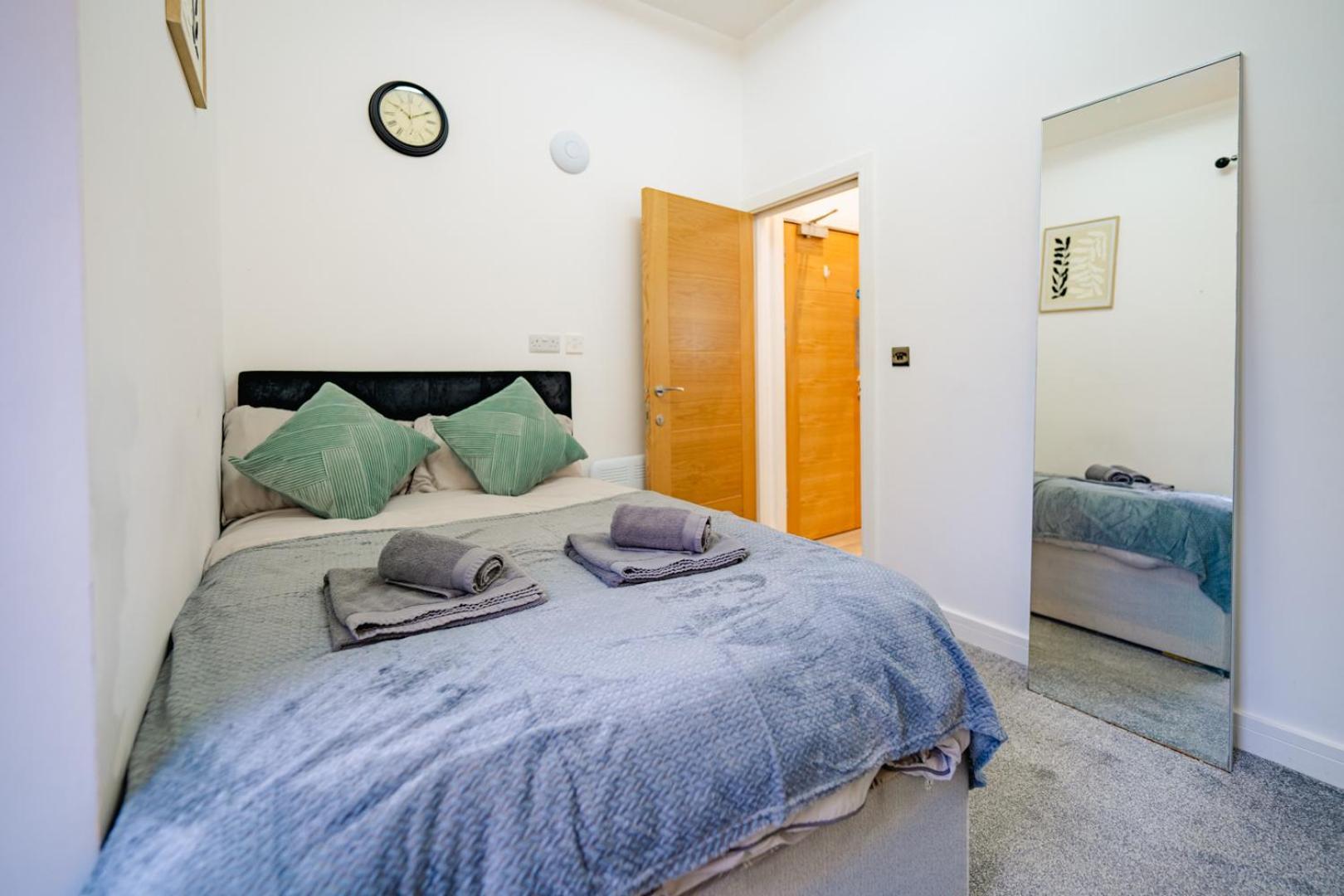 Luxury Apartments In Cardiff City Centre מראה חיצוני תמונה