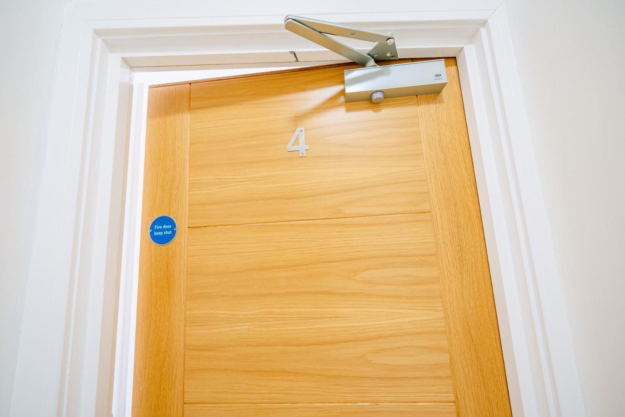Luxury Apartments In Cardiff City Centre חדר תמונה